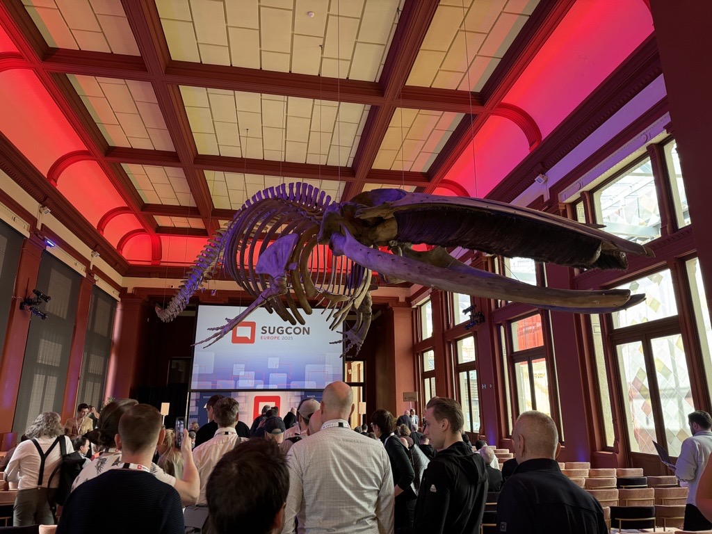 SUGCON venue - a room with a zoo